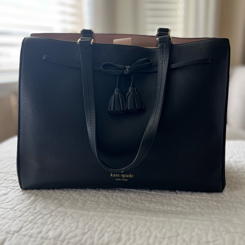 Black leather Kate Spade shoulder bag